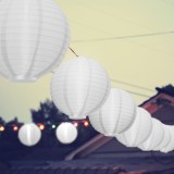 Decoratiune Lampion Iluminat LED pe Baterii pentru Terasa sau Gradina, Culoare Alb, Diametru 20cm, Hessa