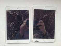 lot 2 IPAD-uri , A1432 si A1490 - pentru piese - foto