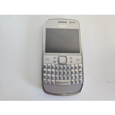 Telefon Nokia E6-00 model RM-609 folosit