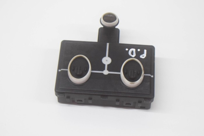 Modul de control ușă dreapta față AUDI A4 Avant 8W5, B9 2017 OEM: 8W0959593G,A2C7466561200,8W0959593 13393775