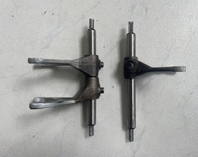 Yamaha R6 (RJ03) 1999-2002 Furca schimbator ( toate cele 3 bucati) foto