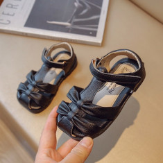 Sandale negre pentru fetite - Arya (Marime Disponibila: Marimea 26)