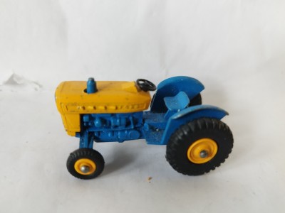 bnk jc Matchbox 39c Ford Tractor foto