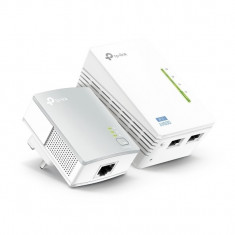 Kit 2 adaptoare Powerline Extender Wi-Fi AV600 TP-Link TL-WPA4220KIT - 300 Mbps foto