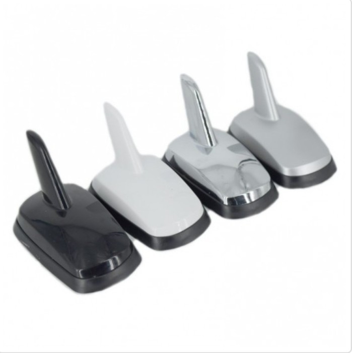 ornament coada de rechin culoare argintie