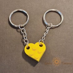 Set 2 brelocuri , forma de inima completa, galben