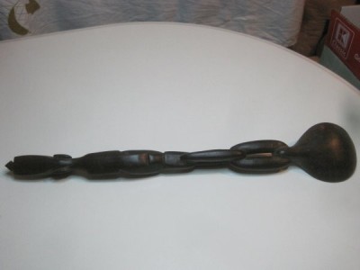 LINGURA SCULPTATA ABANOS foto