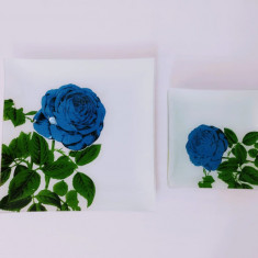 Set farfurii sticlă model trandafir albastru