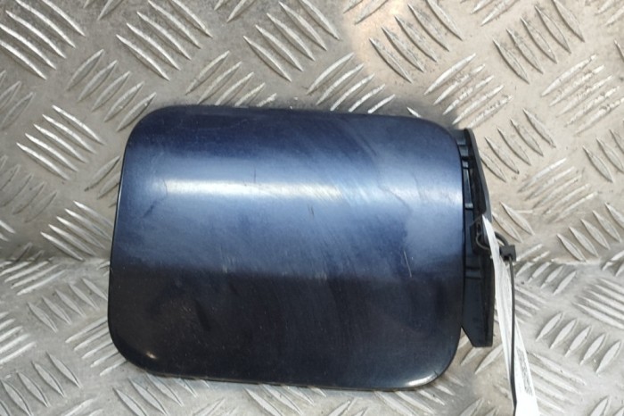 Capac rezervor combustibil AUDI A8 D2 4D2, 4D8 1997 OEM: 4D0010137Q 29949878