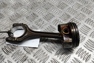 Piston VW POLO Van 6R 2016 OEM: 04E107065DC,04E198401L 24775939 foto