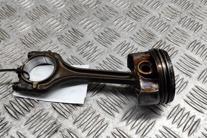 Piston VW POLO Van 6R 2016 OEM: 04E107065DC,04E198401L 24775939