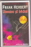 bnk ant Frank Herbert - Staua si biciul ( SF&amp; Fantasy )