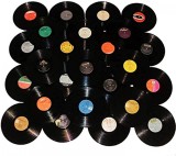 Pack 25 Discuri Vinil LP Decorative 12 inch, Negre, Etichete Colorate, Editii Vest