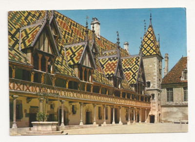 FR2 -Carte Postala - FRANTA -Beaune, Hotel Dieu-Cour d&amp;#039;Honneur, circulata 1974 foto