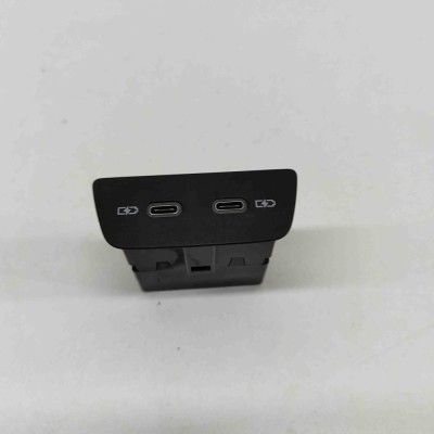 USB VW ID.3 E11 2020 OEM: 2G6035954 | 23370975 foto