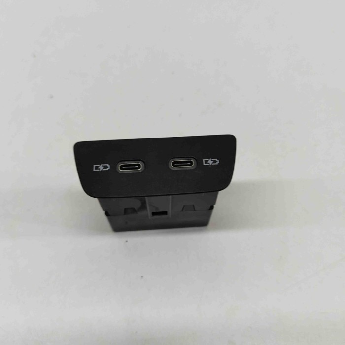 USB VW ID.3 E11 2020 OEM: 2G6035954 | 23370975