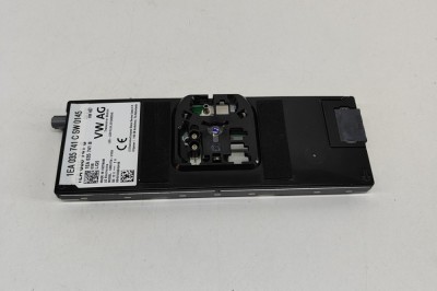 Amplificator de antena VW ID.3 E11 2020 OEM: 1EA035741C,1EA035741B 23371173 foto