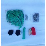 Kit fixare marfa remorca Carpoint 6 piese : plasa 1.5x2.5m ,suruburi , carlige , funie , clichet si doua chingi; FARA AMBALAJ