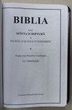 BIBLIA SAU SFANTA SCRIPTURA A VECHIULUI SI NOULUI TESTAMENT , traducere de DUMITRU CORNILESCU , CU TRIMITERI , CUVINTELE DOMNULUI ISUS IN ROSU , ANII