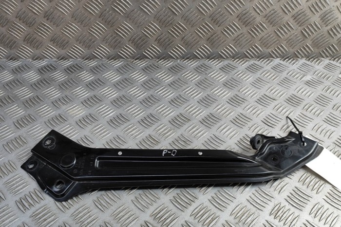 Suport far dreapta SKODA KAROQ NU7 2024 OEM: 57A806930A | 31846445