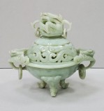 Arzator de arome sculptat in jad, Secol XX