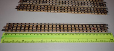13 bucati linii drepte pt. trenulet electric vintage HORNBY DUBLO - ENGLAND cele din tabla ho - 16.5 mm foto