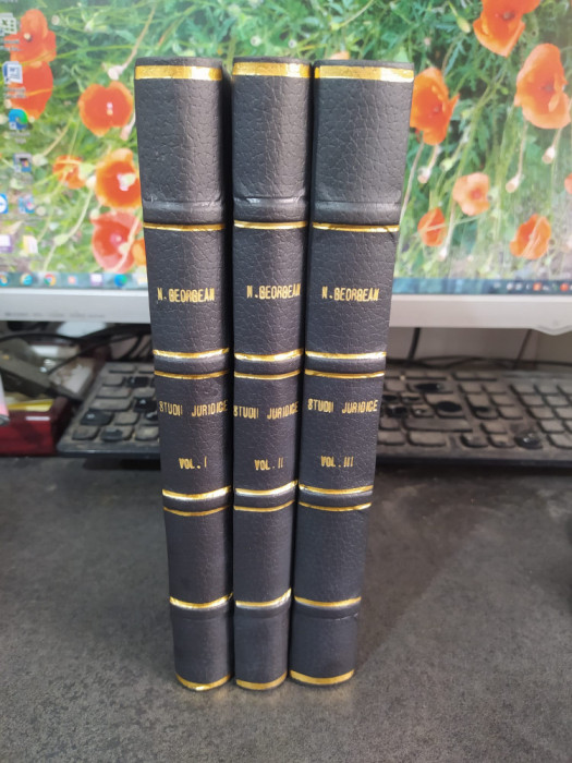 N. Georgean, Studii juridice, vol. 1-3, autograf pe v. 1 București 1926-1930 140