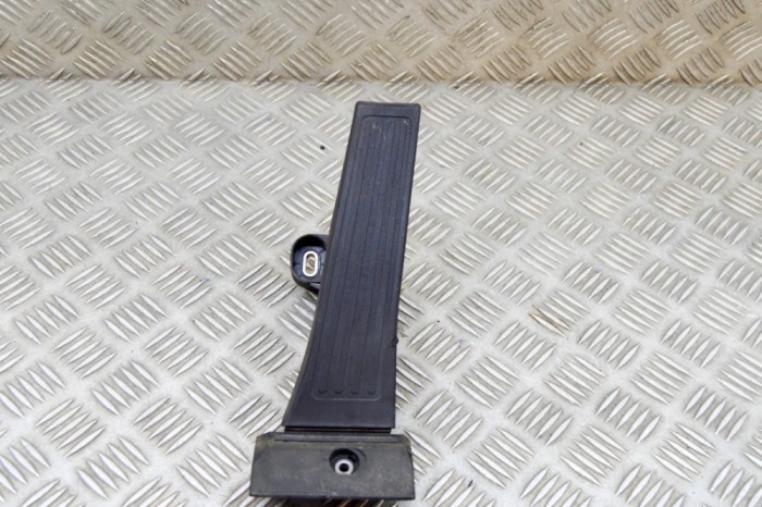 Pedala de accelerație KIA SPORTAGE V NQ5 2022 OEM: 32700-R5110 17015886