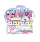 Set manichiura si make-up pentru fetite Magical