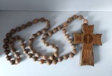 * Rozar / rozariu mare de lemn, de perete, cu cruce sculptata,