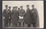Fotografie format carte postala - grup aviatori romani in Armata Regala insemn regele Mihai - Romania