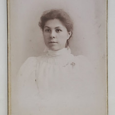 STUDIO FOTO TORENINKOVA , ODESSA , TANARA CU ROCHIE ALBA , FOTOGRAFIE TIP C.D.V. , SFARSITUL SEC. XIX