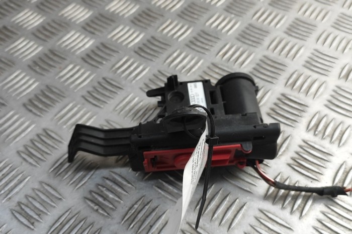 Borna cablu baterie AUDI A5 F53 2019 OEM: 8W0941823F | 31863346
