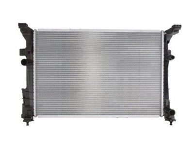 Radiator racire Mercedes Clasa A (W176), 05.2014-2018, motor 2.0 T, 135 kw, benzina, cutie manuala, cu/fara AC, 640x438x16 mm, aluminiu brazat/plasti foto