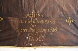 Peretar sasesc vechi lucrat manual cu tiv cu fie metalic auriu datat 1855