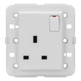 SWITCHED SOCKET-OUTLET - Standard englez - 2P+E 13 A - WHITE - CProiector HORUS