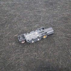 Senzor de impact st&acirc;nga spate AUDI A8 D3 4E2, 4E8 2009 OEM: 4B0959643D 2740134