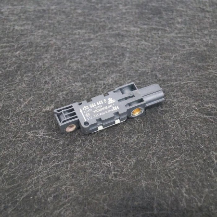 AUDI A8 D3 4E2, 4E8 2009 OEM: 4B0959643D SKU: 2740134