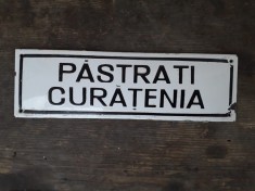 Tablă emailată Păstrați curățenia &ndash; Rom&acirc;nia comunistă