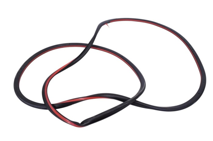 Garnitura ușă dreapta spate AUDI Q5 8R 2017 OEM: 8R0839912L 28267717