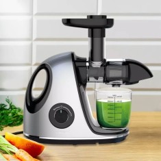 Storcator pentru fructe si legume, tehnologie de presare la rece, putere 150 W, gri, Klausberg