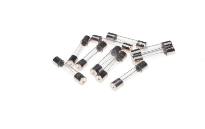 Set 10 sigurante 15A 6X30mm, sticla Cod Produs: MX_NEW AA0064