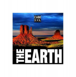 The Earth (CubeBook) - Hardcover - *** - White Star