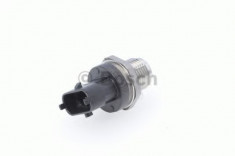 Senzor, presiune combustibil ALFA ROMEO MITO (955) (2008 - 2016) BOSCH 0 281 006 164 foto