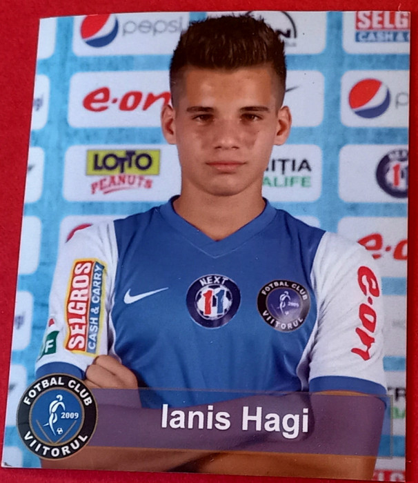 Magnet (frigider) fotbal - jucatorul IANIS HAGI (Viitorul; Farul Constanta)