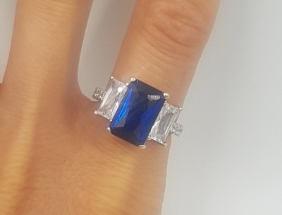 Superb inel din argint si zirconii model elegant foto