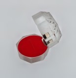 Cutie tip diamant pentru bijuterie, martisor, transparenta cu catifea roșie X 240 bucati(plus rezerve) NOI
