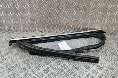 Bandou superior ușă st&amp;acirc;nga spate AUDI A4 Avant 8W5, B9 2017 OEM: 8W9839431 30378570 foto