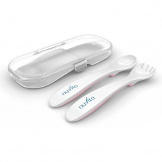 Nuvita Spoon and fork set tacâmuri intr- o cutie Pastel pink 2 buc