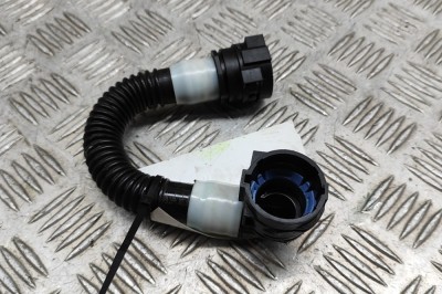 Furtun de lichid de răcire TESLA MODEL Y 2023 OEM: 1631597-00-B 26819902 foto